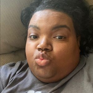 Meet your Posher, Natasha